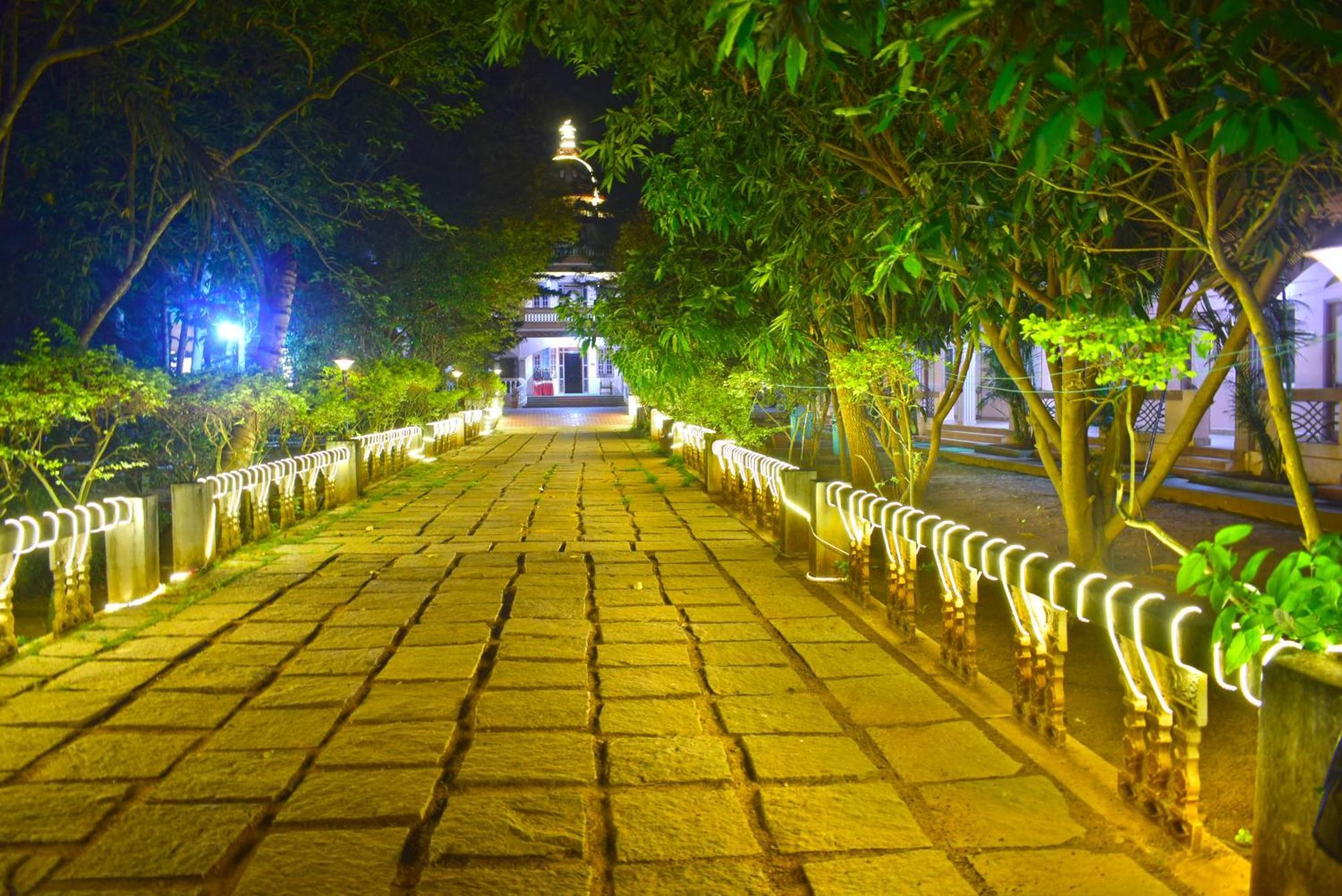 Jains Royal Palace Resorts Yelagiri Dış mekan fotoğraf