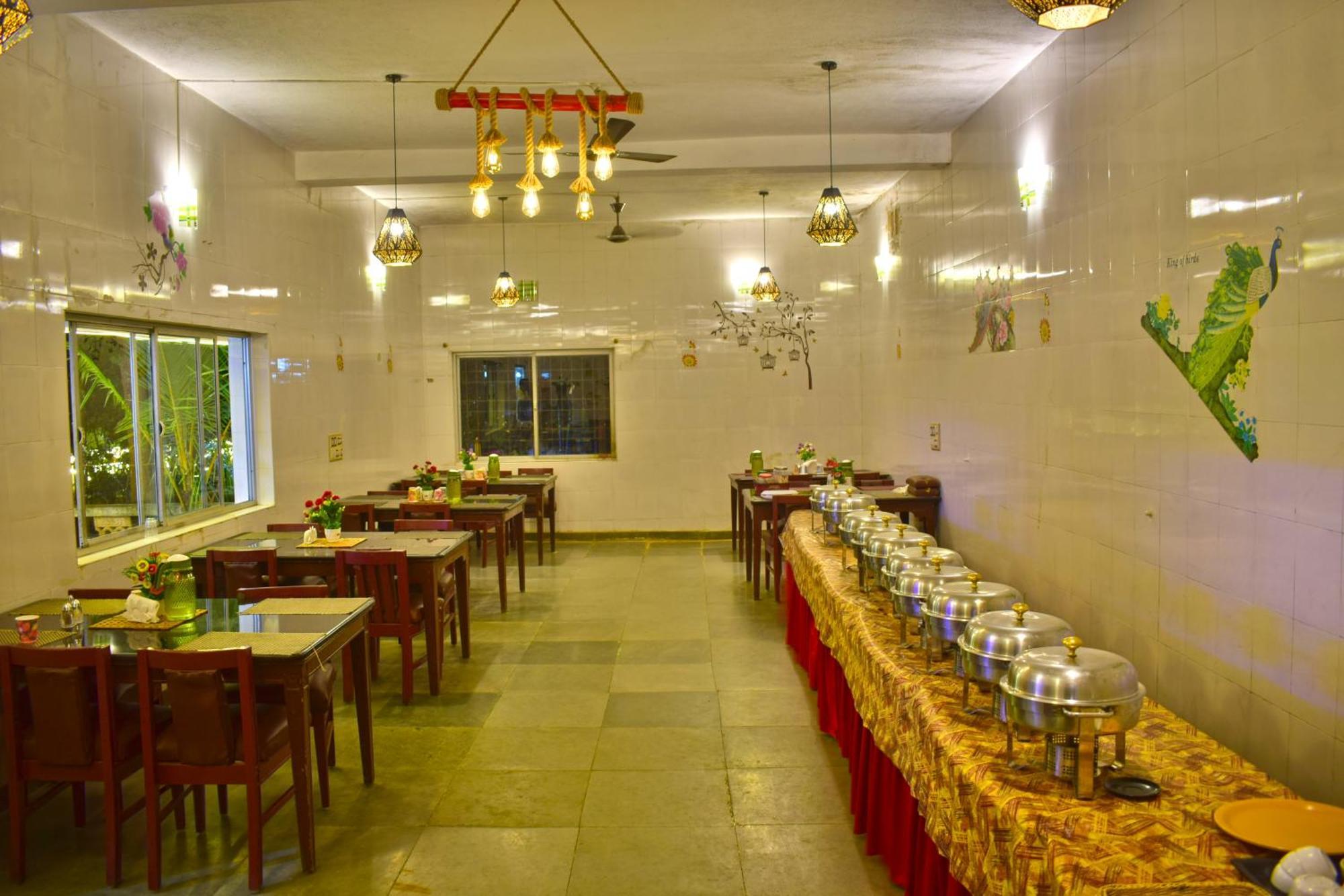 Jains Royal Palace Resorts Yelagiri Dış mekan fotoğraf