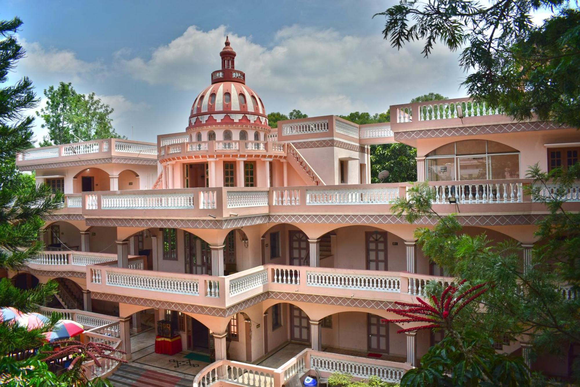 Jains Royal Palace Resorts Yelagiri Dış mekan fotoğraf