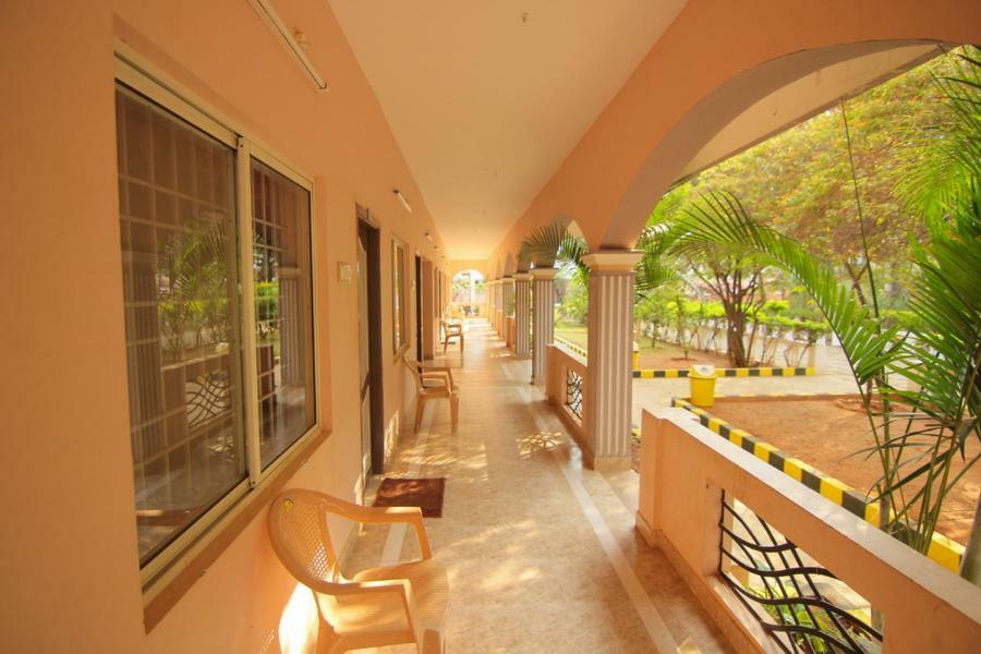 Jains Royal Palace Resorts Yelagiri Dış mekan fotoğraf