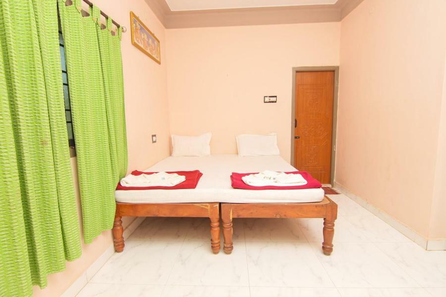 Jains Royal Palace Resorts Yelagiri Dış mekan fotoğraf