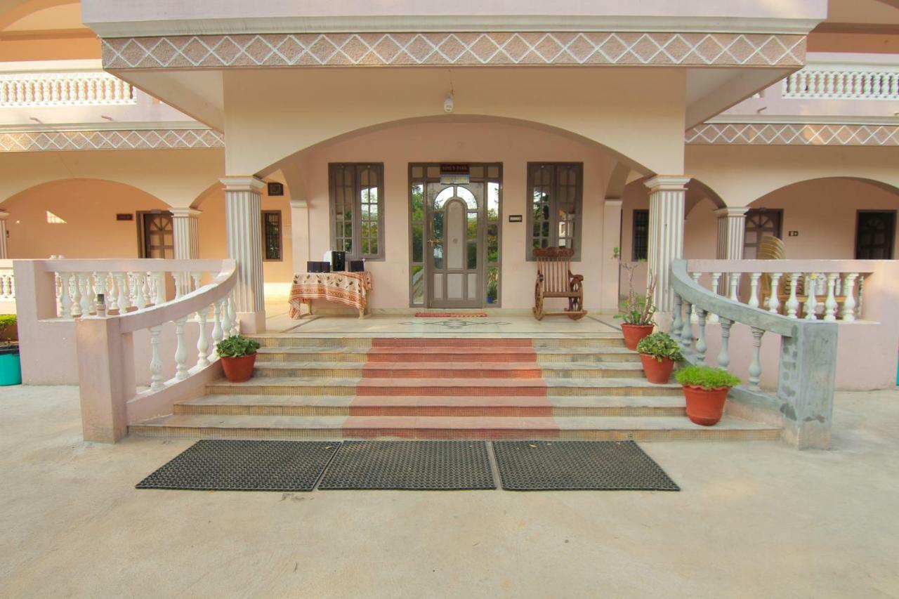 Jains Royal Palace Resorts Yelagiri Dış mekan fotoğraf