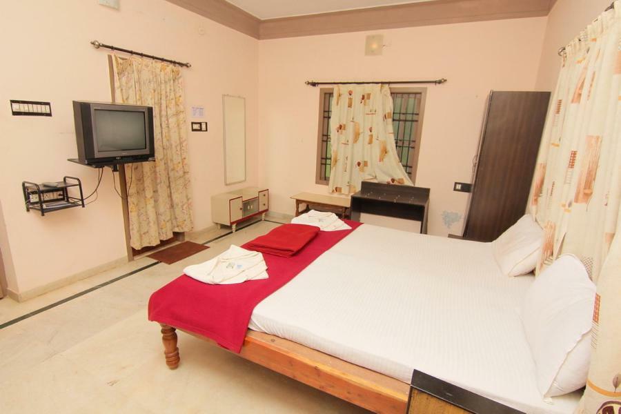 Jains Royal Palace Resorts Yelagiri Dış mekan fotoğraf